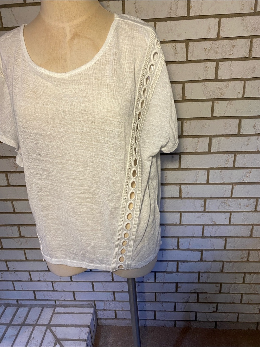 H&M White Short Sleeve Top with Eyelet Side Trim